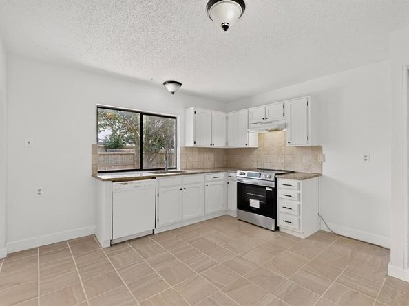 2938  Churchill Way , Garland Texas 75044