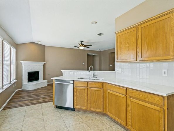 3012  Berkshire Lane , Corinth Texas 76210