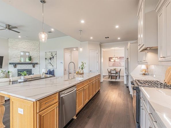 7000  Prairie Ridge Road , Argyle Texas 76226
