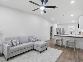 513  Hardy Drive , Garland Texas 75041