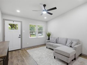 513  Hardy Drive , Garland Texas 75041