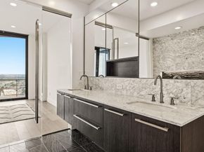 3130 N Harwood Street  1702, Dallas Texas 75201