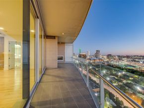 3130 N Harwood Street  1802, Dallas Texas 75201