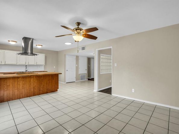1917  Vine Drive , Garland Texas 75040