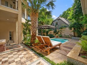 936 W Colorado Boulevard , Dallas Texas 75208