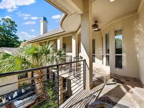 936 W Colorado Boulevard , Dallas Texas 75208