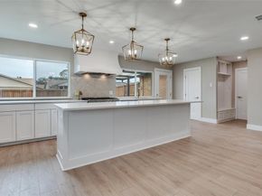 1912  Primrose  , Carrollton Texas 75007