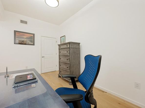1200  Main Street  1207, Dallas Texas 75202