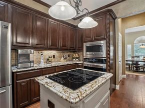 6109  Crestside Drive , Flower Mound Texas 75028