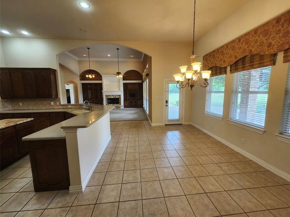 2601  Winthrop Hill Road , Denton Texas 76226