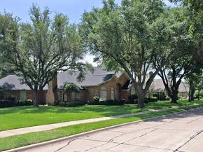 2902  Live Oak Drive , Rowlett Texas 75088