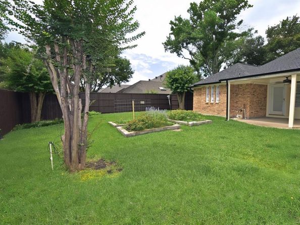 2902  Live Oak Drive , Rowlett Texas 75088