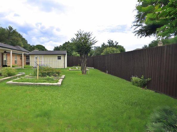 2902  Live Oak Drive , Rowlett Texas 75088