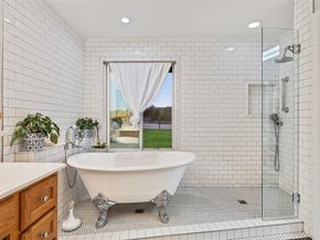 2104 W Holiday  , Fate Texas 75087