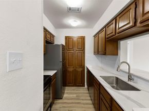 1204  Harwell Drive  2126, Arlington Texas 76011