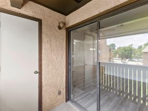 1204  Harwell Drive  2126, Arlington Texas 76011