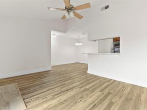 1204  Harwell Drive  2126, Arlington Texas 76011