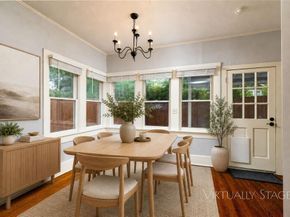 2107  College Avenue , Fort Worth Texas 76110