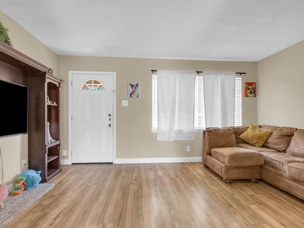 2311  Arcady Lane , Lancaster Texas 75134