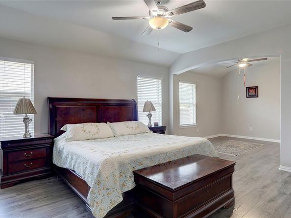 906  Horizon Ridge Circle , Little Elm Texas 75068