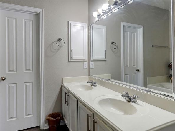 906  Horizon Ridge Circle , Little Elm Texas 75068