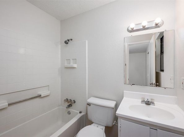 1007 W White Avenue , McKinney Texas 75069