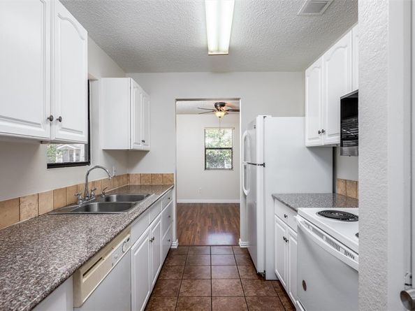 1007 W White Avenue , McKinney Texas 75069