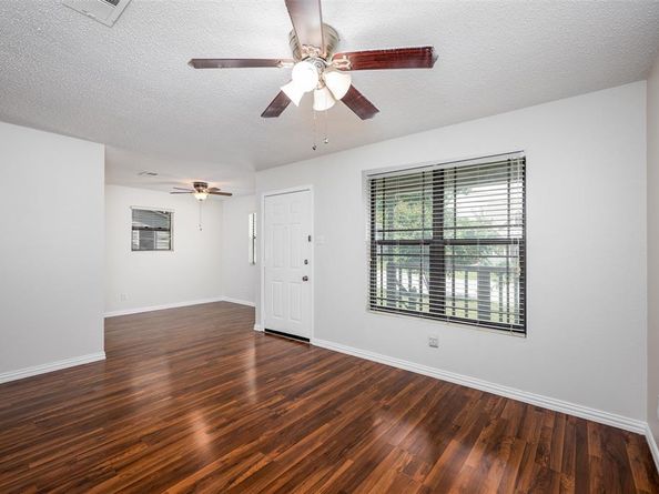 1007 W White Avenue , McKinney Texas 75069