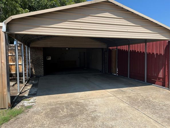2230  Meadow Glen Drive , Garland Texas 75044