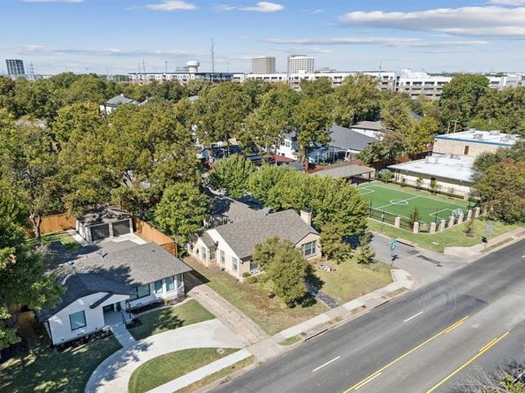 4341  Skillman Street , Dallas Texas 75206