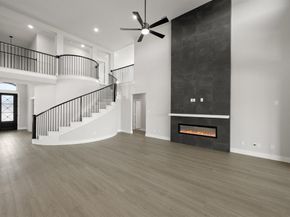 609  Hidden Lakes  , DeSoto Texas 75115