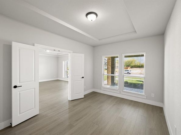 609  Hidden Lakes  , DeSoto Texas 75115