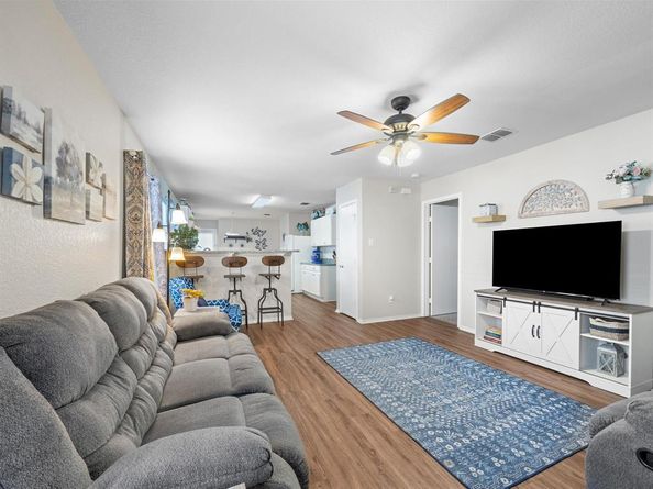 6701  Meadow Way Lane , Fort Worth Texas 76179