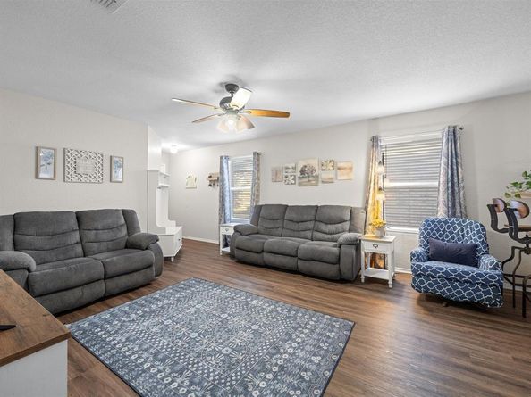 6701  Meadow Way Lane , Fort Worth Texas 76179