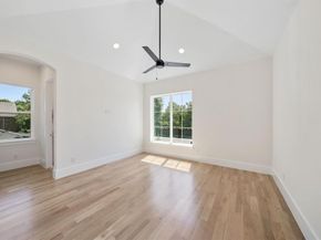 6437  Churchill Way , Dallas Texas 75230
