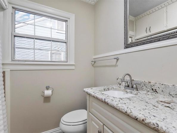 4209  Curzon Avenue , Fort Worth Texas 76107