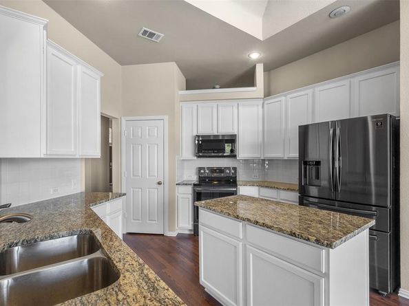 539  Pinnacle Drive , Cedar Hill Texas 75104