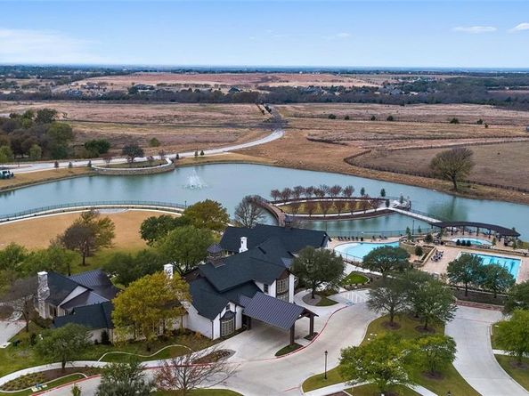 2423  War Admiral Street , Celina Texas 75009