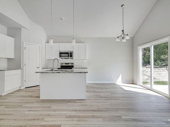 428  Wilshire Avenue , Azle Texas 76020