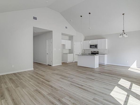 428  Wilshire Avenue , Azle Texas 76020