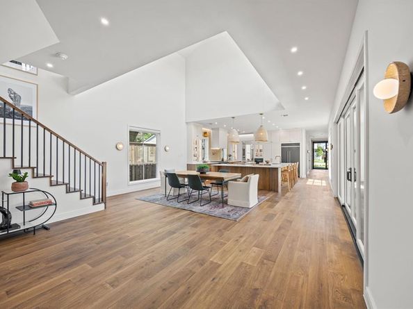 4557  Ridge Road , Dallas Texas 75229