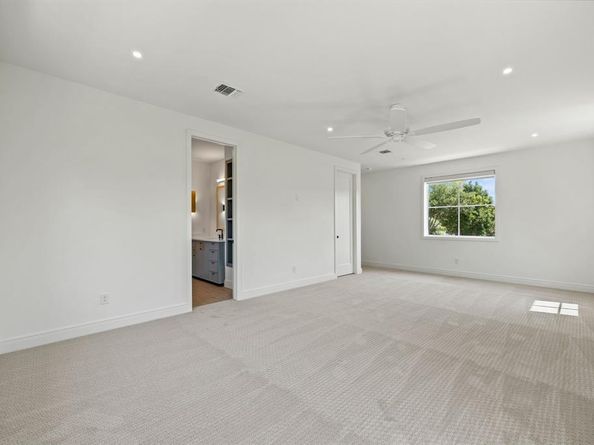 4557  Ridge Road , Dallas Texas 75229