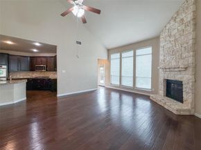 3321  Glen Crest Lane , Denton Texas 76208