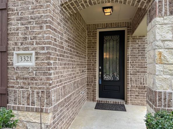 3321  Glen Crest Lane , Denton Texas 76208