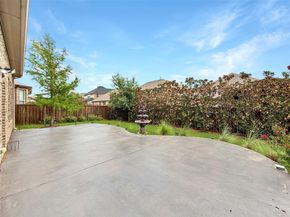 3321  Glen Crest Lane , Denton Texas 76208