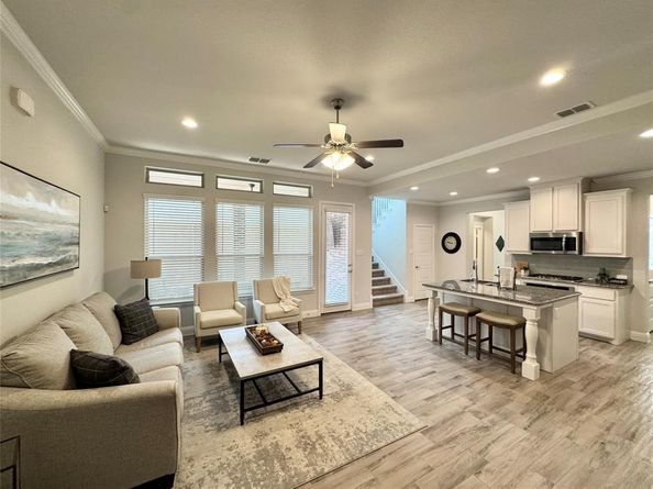 816  10th Street , Argyle Texas 76226