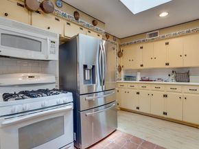 3516  Princess Lane , Dallas Texas 75229