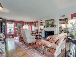 3516  Princess Lane , Dallas Texas 75229