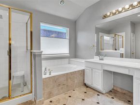 2719  Falcon Trail , Grand Prairie Texas 75052