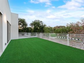 3821  Beechwood Lane , Dallas Texas 75220